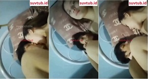 Ponakan Cantik Memeknya Masih Rapet Banget